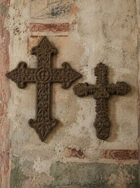 2 Rusty Distressed Dark Cocoa Brown Cast Iron Crosses Pet Grave Marker Memorial
